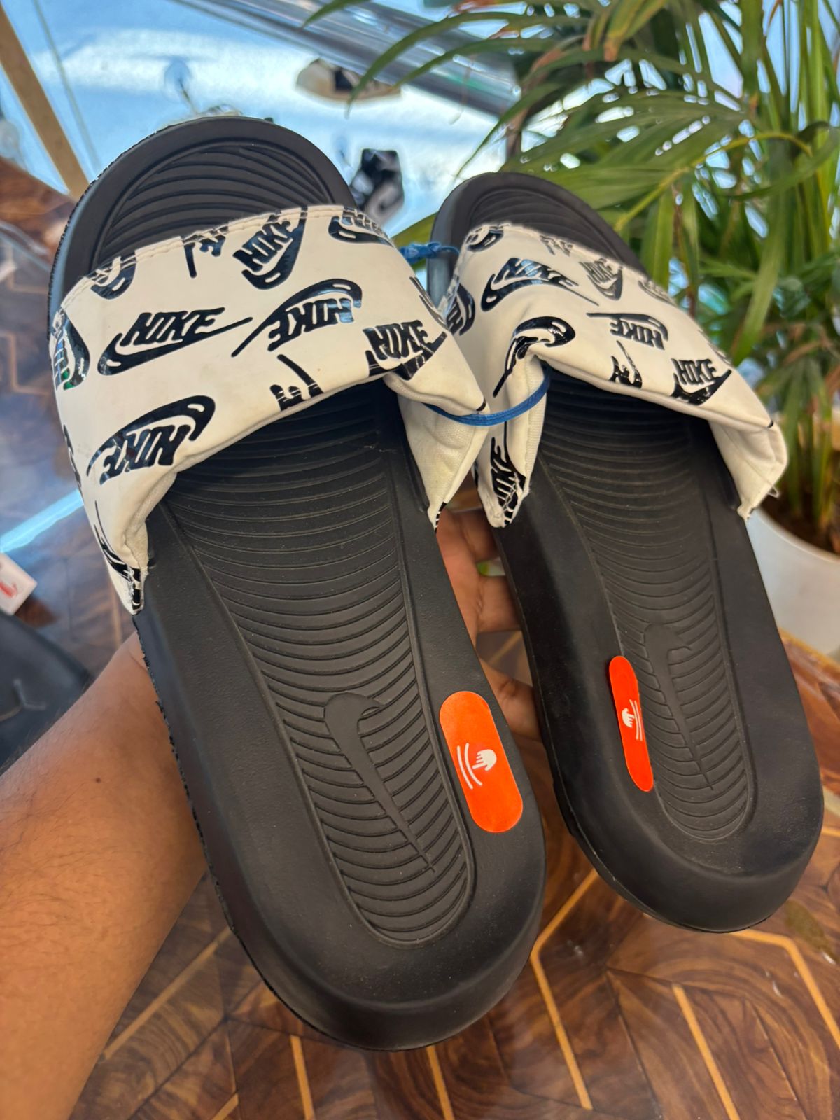 NIKE Men VICTORI ONE Printed Design